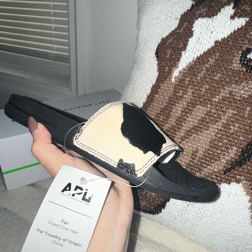APL Cow Iconic Slides LIMITED EDITION - Picture 9 of 14